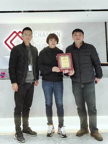 江西新余的廖老板签约加盟帽牌货冒菜