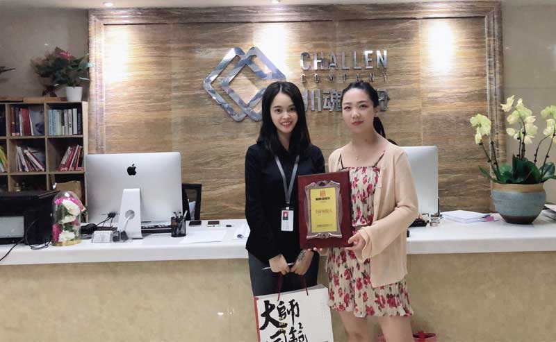 恭喜成都卿女士签约加盟帽牌货冒菜