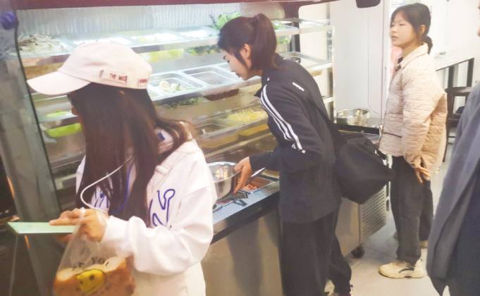 加盟一个冒菜店需要了解些什么？