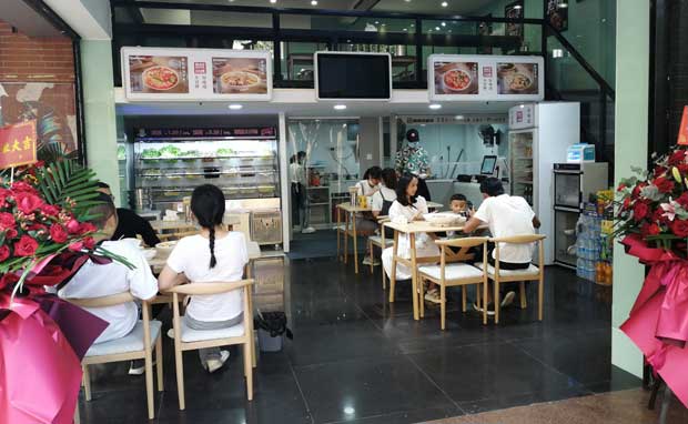 一个好的冒菜加盟品牌应该具备几大优势