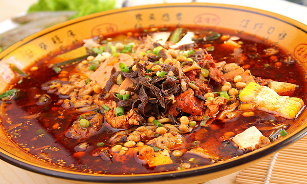 与时俱进的美食潮流：冒菜加盟助你跨越美食产业转型