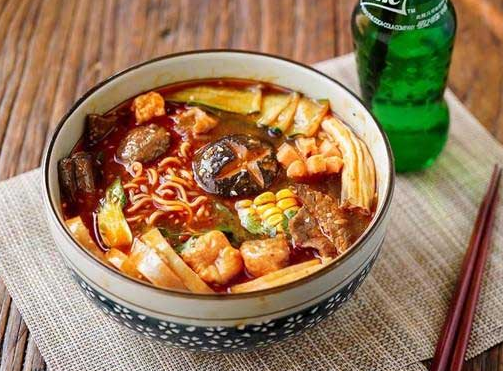 小县城可以开麻辣烫店吗