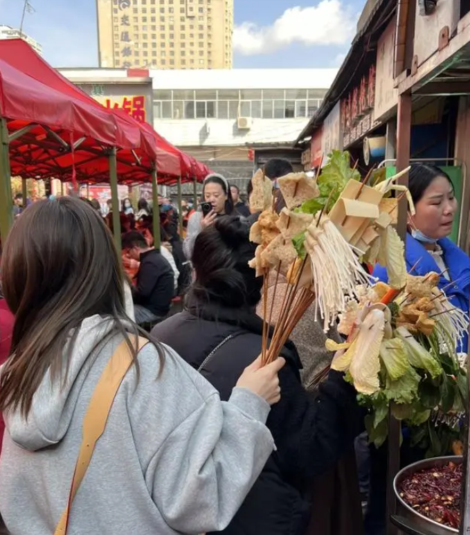 甘肃天水麻辣烫是怎么火的呢