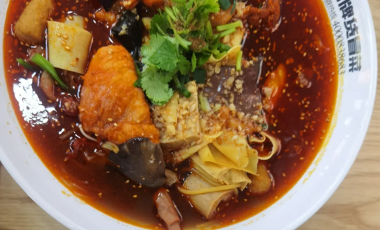 开一家帽牌货麻辣烫有哪些流程呢