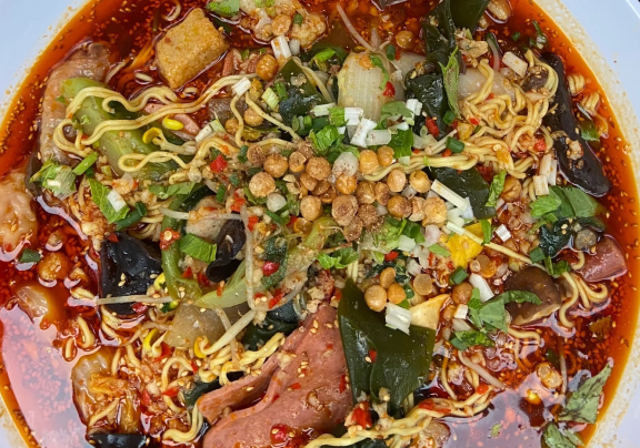 冒菜和钵钵鸡的区别是什么