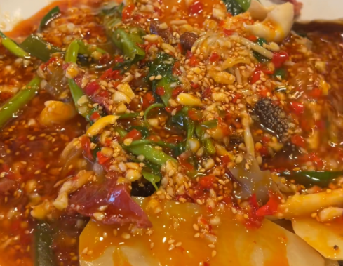 冒菜能和串串结合一起开店吗