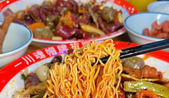 开冒菜店有哪些经验（成功经营冒菜店的实用经验）