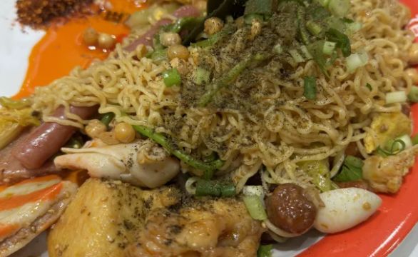 一家冒菜店一个月营收有多少钱