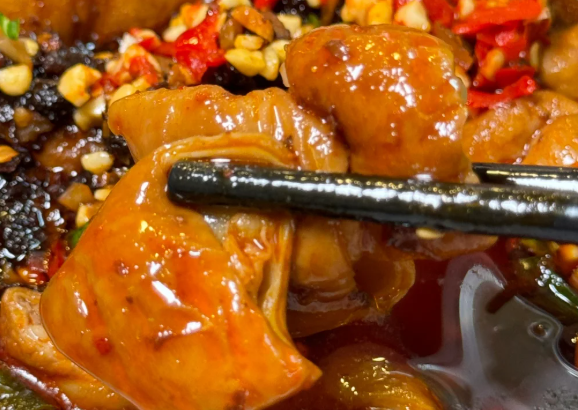 开冒菜店：堂食与外卖哪种模式更合适？