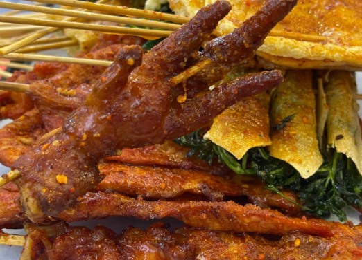 10万在三四线小城开冒菜店，能闯多大的名堂？