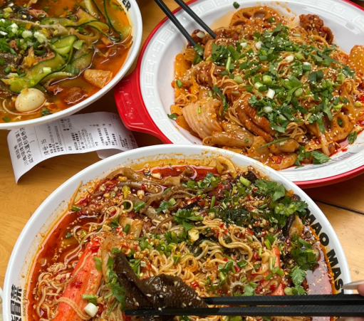 冒菜店选商场还是社区比较好呢？